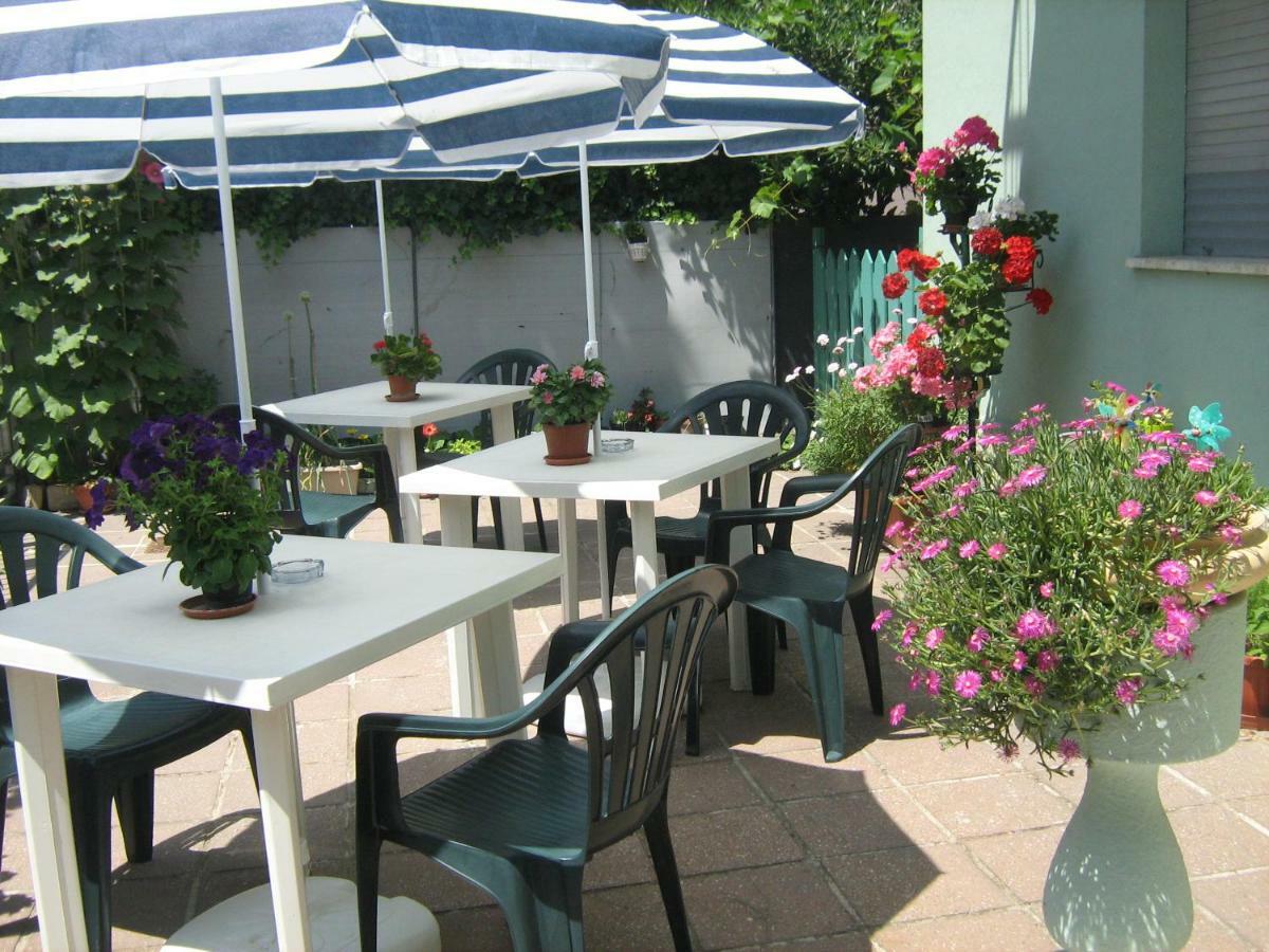 Sirenapop Concept B&B Rivazzurra Di Rimini Zewnętrze zdjęcie